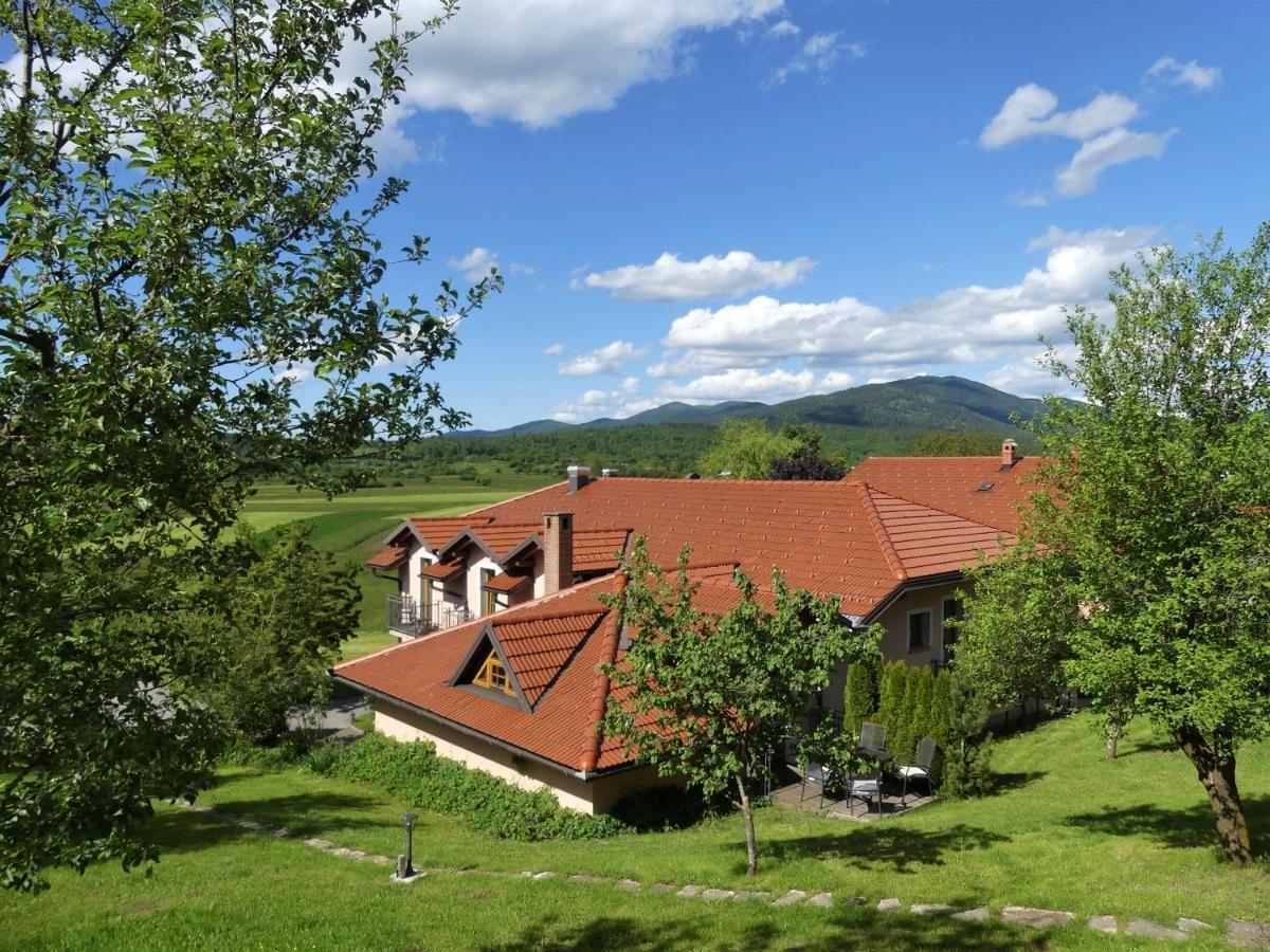 Pension Na Meji Пивка Экстерьер фото