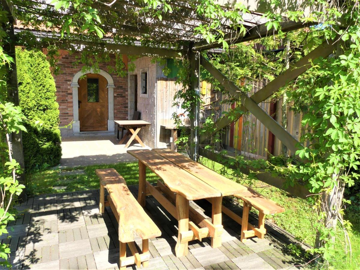 Pension Na Meji Пивка Экстерьер фото